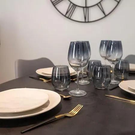 Le Somptueux Terasse Apartment *